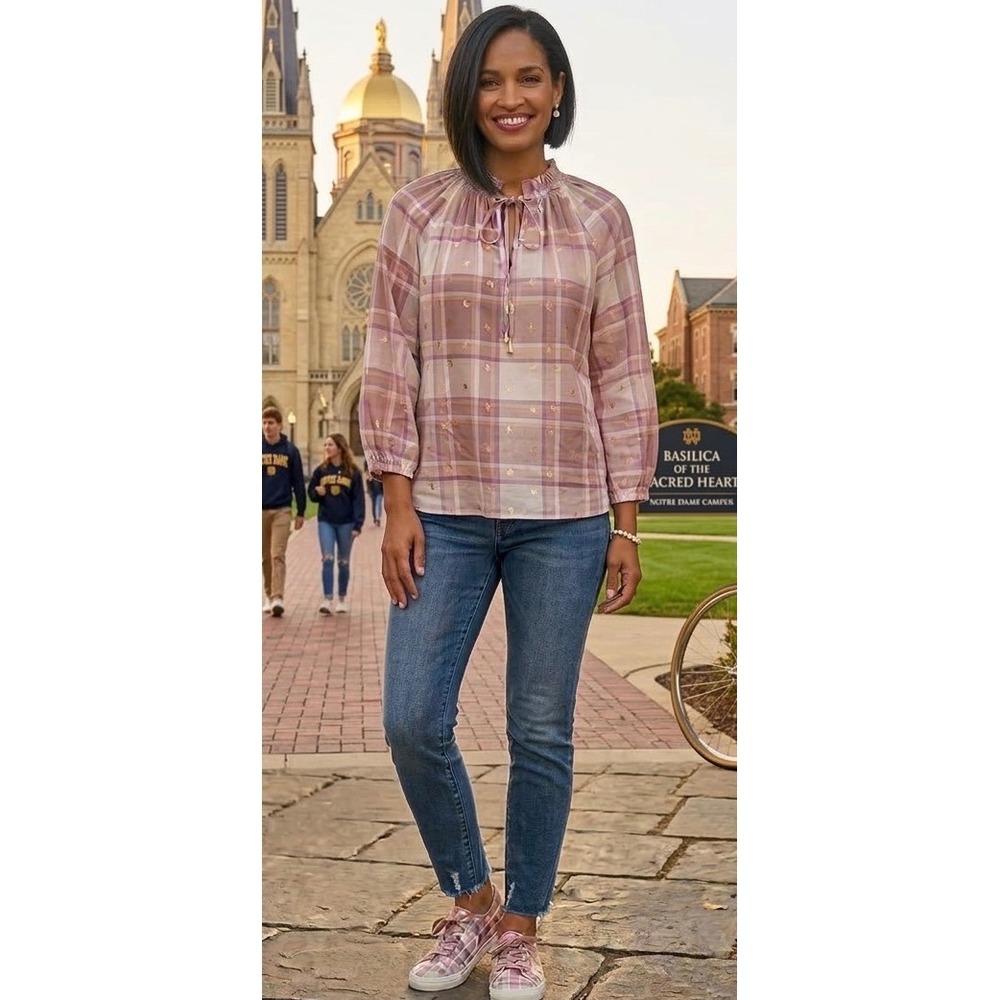 Women's harve benard mauve, light rose, plaid with gold accents blouse, Small